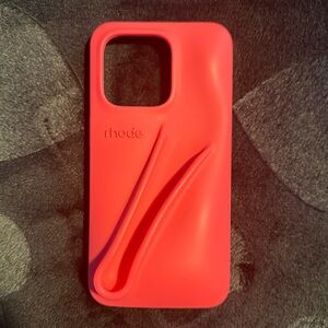 rhode guava spritz lip case iPhone 14 Pro